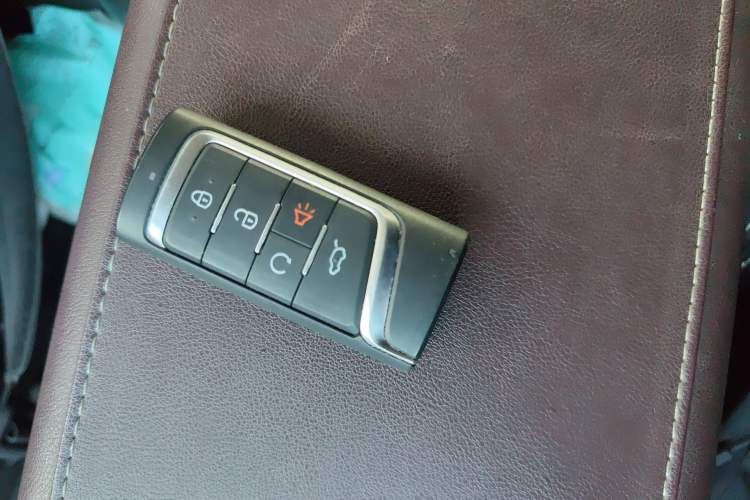 Used GAC Trumpchi M6 2023 PRO 270T DCT Luxury Edition
