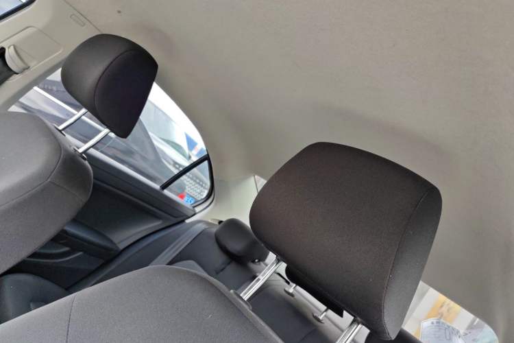 Used Volkswagen Jetta 2015 Value Edition 1.6L Automatic Fashion Version
