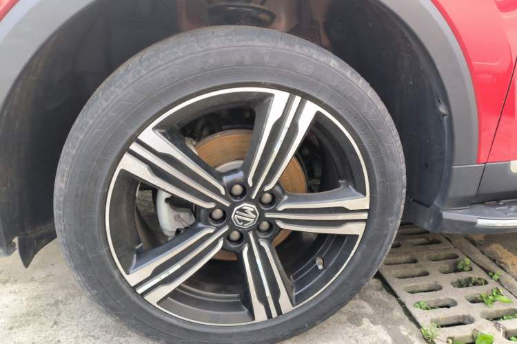 Used MG ZS 2020 Global Bestseller with 1.5L Engine Manual Transmission and a Massive 65-Inch Panoramic Sunroof Version