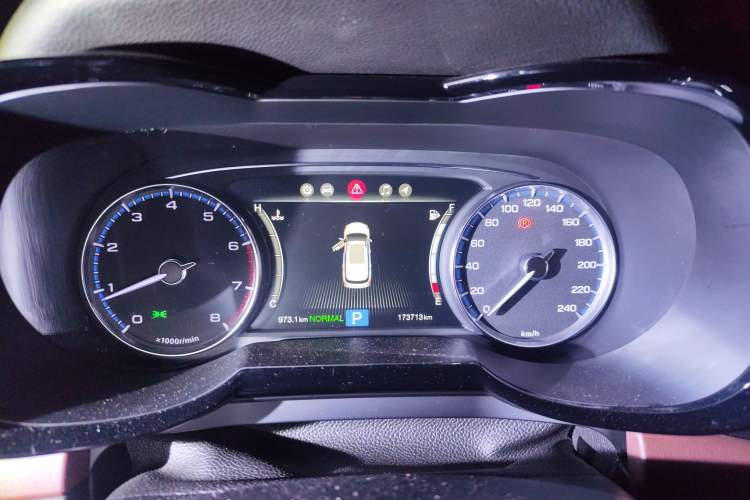 Used GAC Trumpchi GS8 2017 320T Two-Wheel Drive Luxury Smart Connectivity Version (7 Seats)
