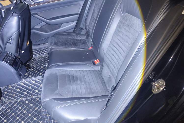 Used Volkswagen Magotan 2018 330TSI DSG Luxury Model
