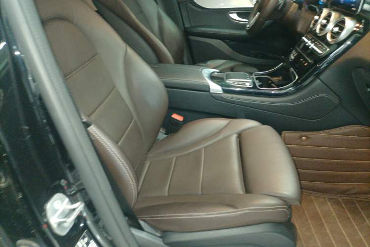 Used Mercedes-Benz GLC 2020 Facelifted GLC 260 L 4MATIC Dynamic Edition
