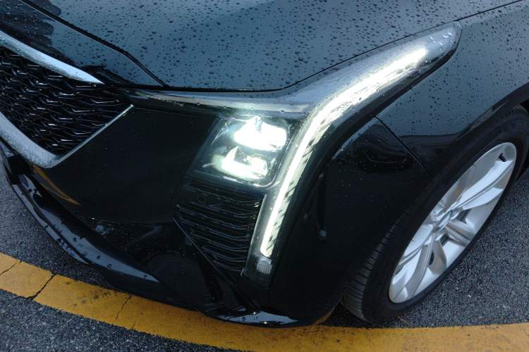 Used Cadillac CT5 2024 28T Luxury Pro Trim
