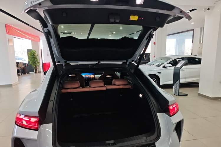 Used BYD Song L EV 2025 Intelligent Driving Version 662 km LiDAR Excellence Edition