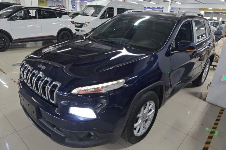 Used Jeep Cherokee 2016 2.4L Leading Smart Version