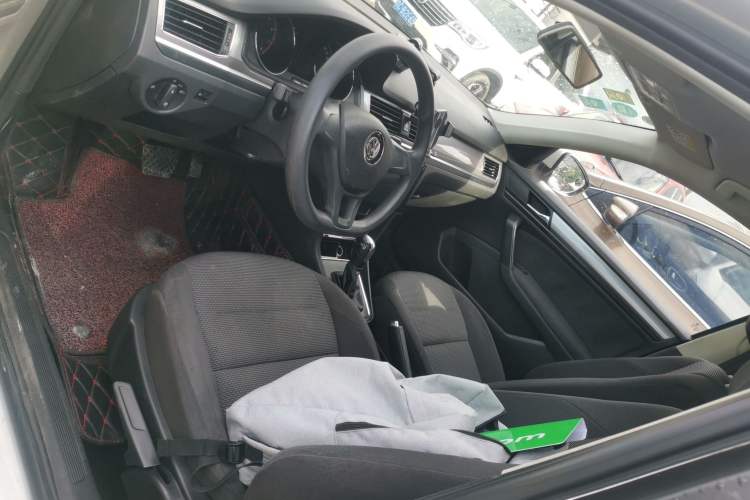 Used Volkswagen Bora 2017 1.6L Automatic Fashion Model
