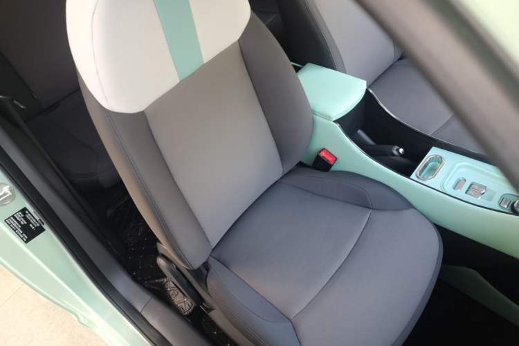 Used  Lumin 2023 301km Honey Dew Edition
