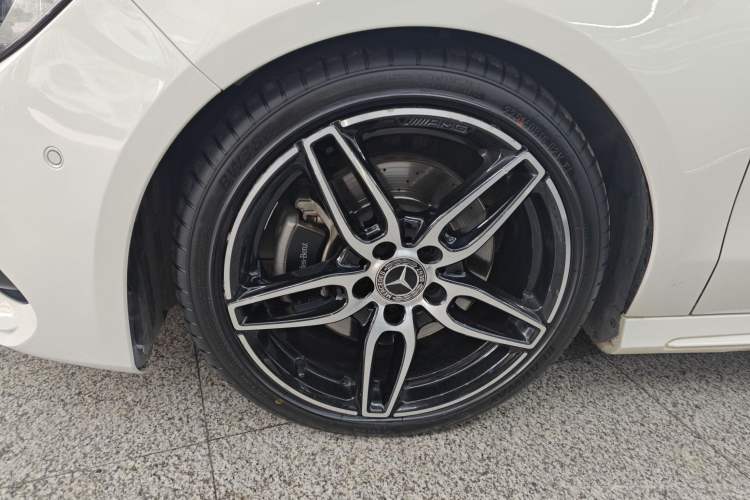 Used Mercedes-Benz CLA 2017 CLA 220 4MATIC
