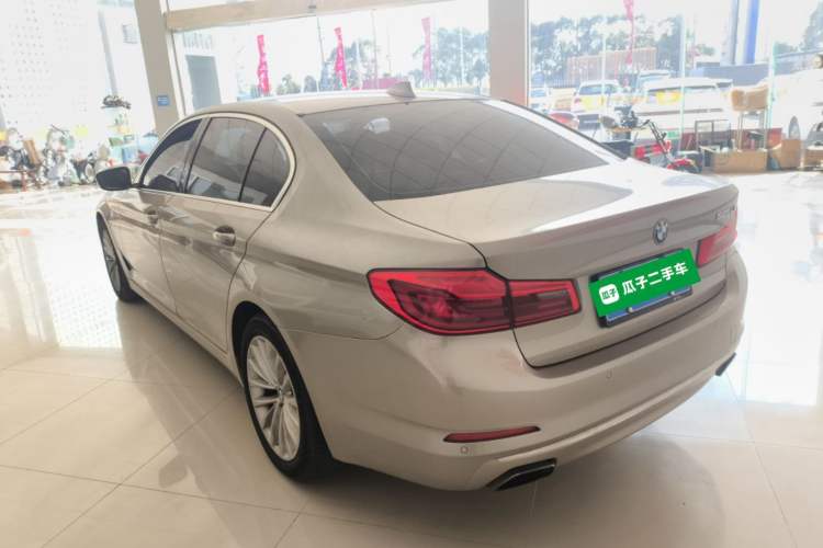 Used BMW 5 Series 2019 525Li Luxury Package
