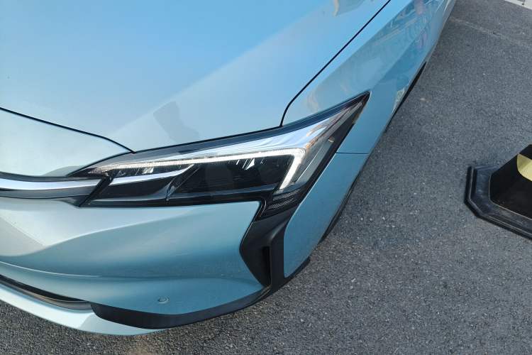 Used Buick Velite 6 2019 Connected & Smart