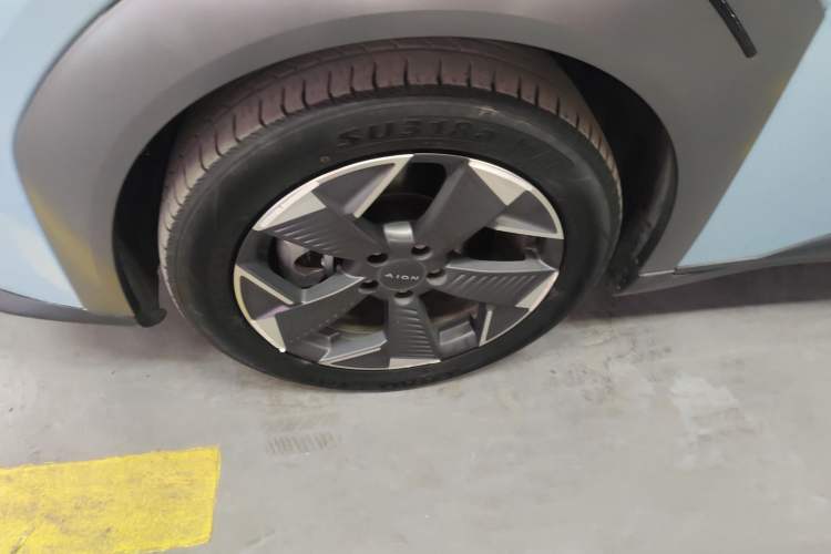 Used AION Y 2022 70 Intelligent Edition Lithium Iron Phosphate
