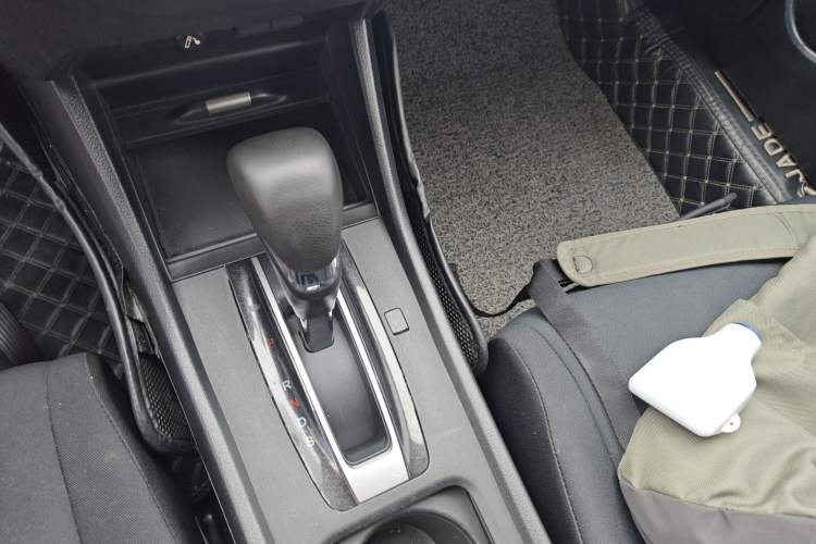 Used Honda Jade 2017 1.8L Automatic Classic Edition 5 seats
