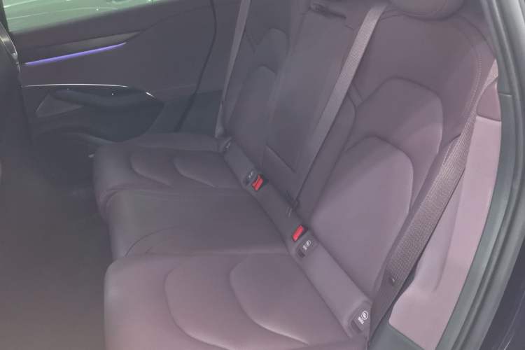 Used  SU7 2024 Four-Wheel Drive Ultra-Long Range Advanced Intelligent Driving Max Edition