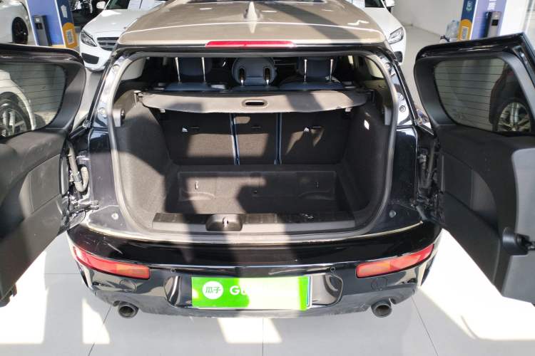 Used  Clubman 2023 2.0T COOPER S Connoisseur
