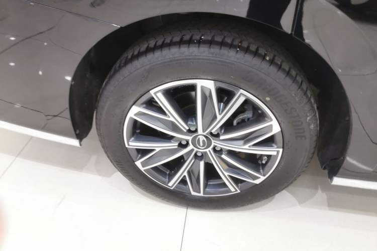 Used GAC Trumpchi M8 2024 Master Series 400T Prestige Edition
