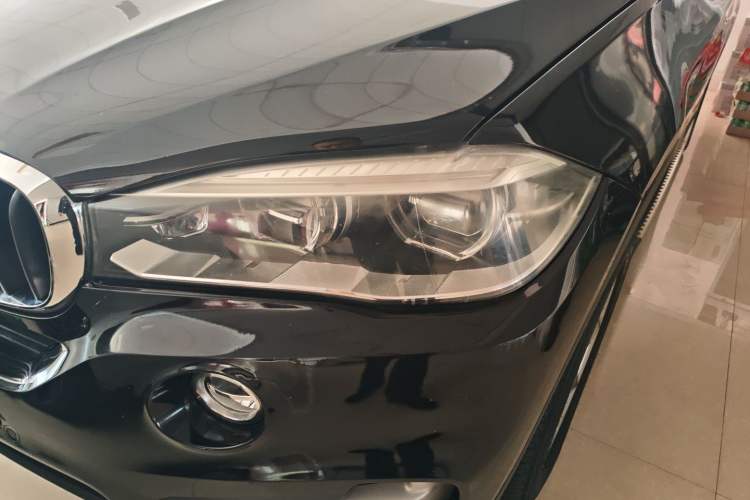 Used BMW X5 2015 xDrive35i U.S. specification
