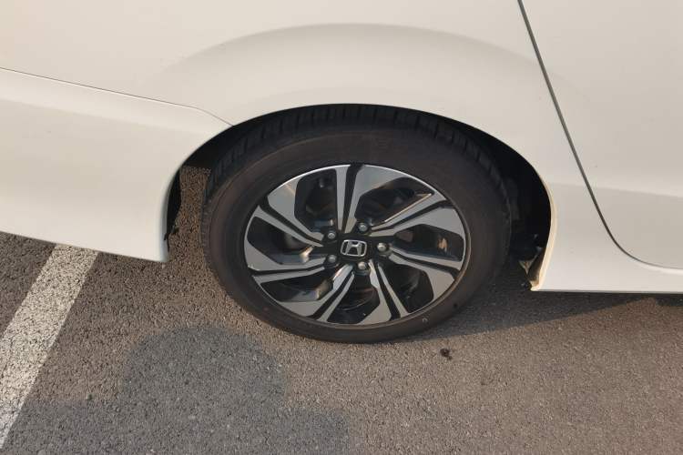 Used Honda Crider 2016 1.8L CVT Luxury Edition
