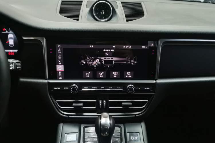 Used Porsche Macan 2020 Macan 2.0T
