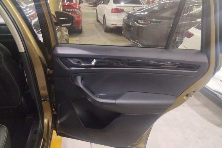 Used Skoda Kodiaq 2018 Restyled TSI330 7-Seater Two-Wheel Drive Luxury Enjoyment Edition
