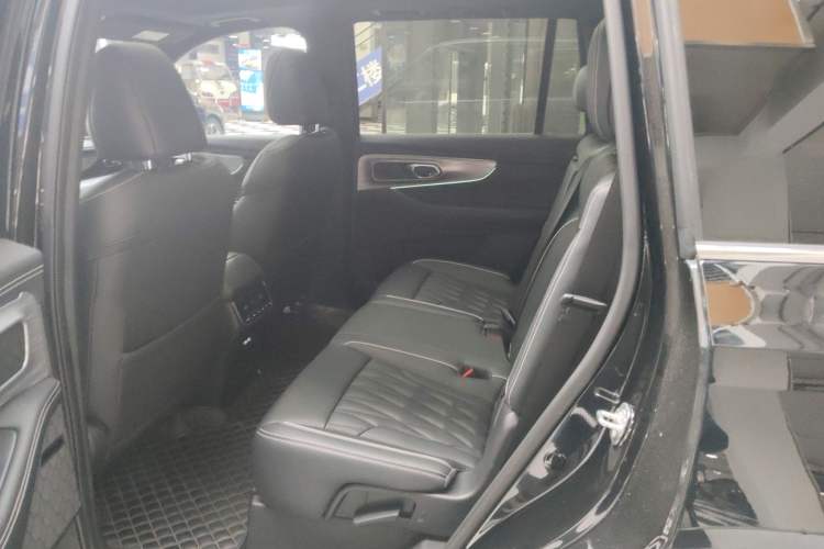 Used GAC Trumpchi GS8 2022 Linghang Series 2.0 TGDI Two-Wheel-Drive Luxury Smart Connectivity Version (7 Seats)
