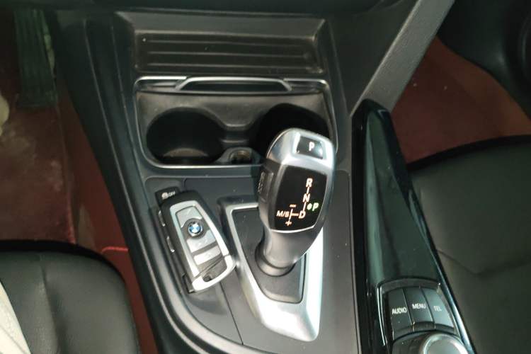 Used BMW 3 Series 2016 320Li Ambition Model