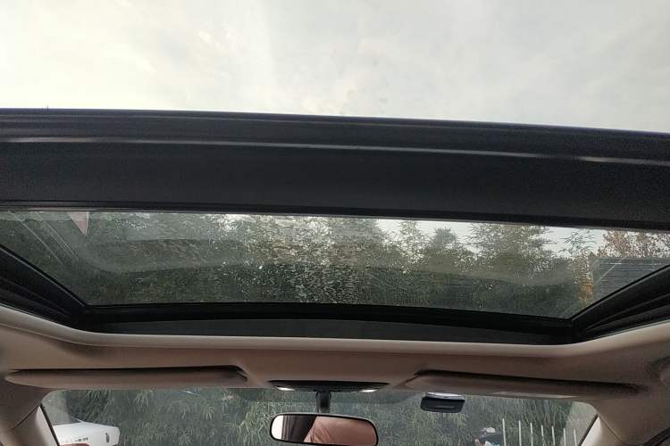 Used Honda Vezel 2020 1.5L CVT Pioneer Edition
