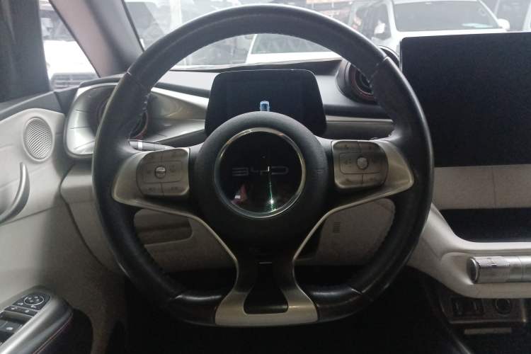 Used BYD Dolphin 2021 405 km Fashion Edition
