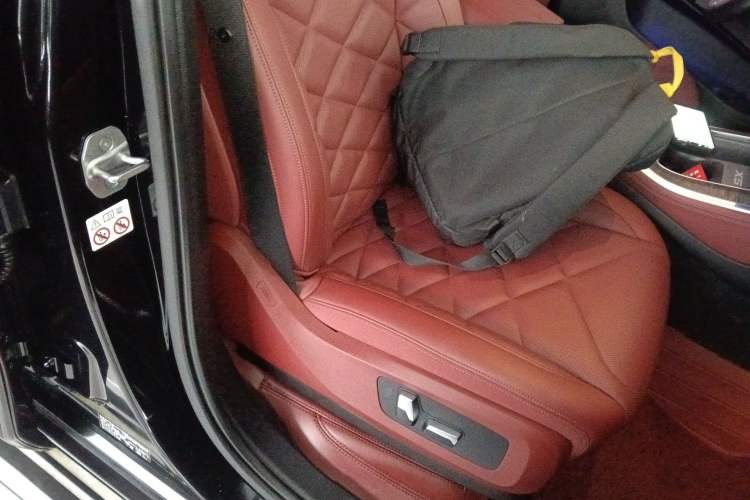 Used BMW X5 2023 xDrive 30Li M Sport Package