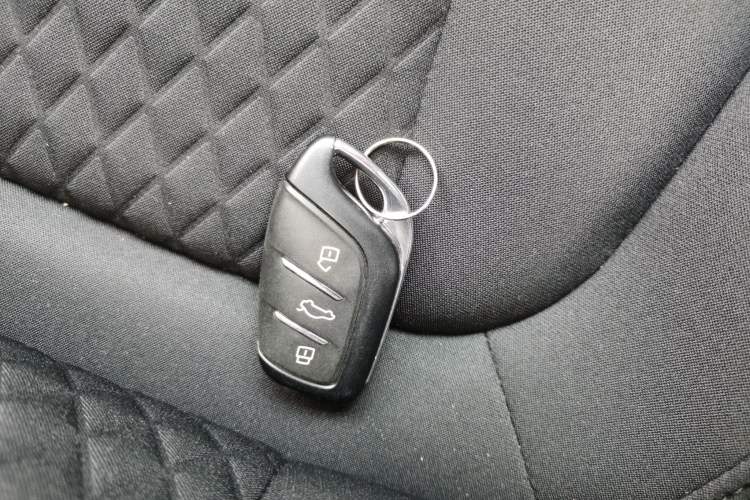 Used Roewe i5 2020 1.5L Automatic 4G Connected Linghao Edition