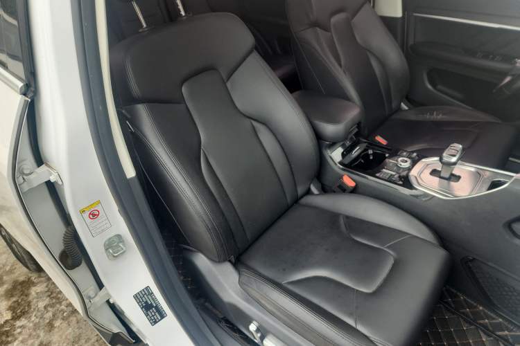 Used Haval H6 2017 Blue Label 2.0T Automatic Two-Wheel Drive Smart Edition
