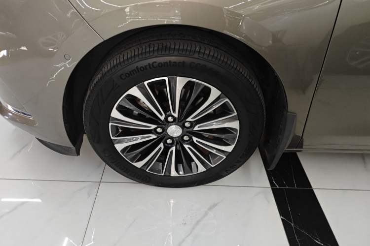 Used Buick GL8 2021 ES Landtrek 653T Luxury Model
