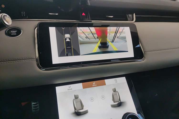 Used Land Rover Range Rover Evoque 2021 Range Rover Velar L 249PS R-Dynamic First Edition
