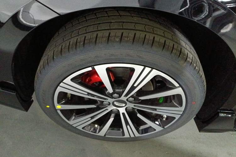 Used Geely Auto Preface 
