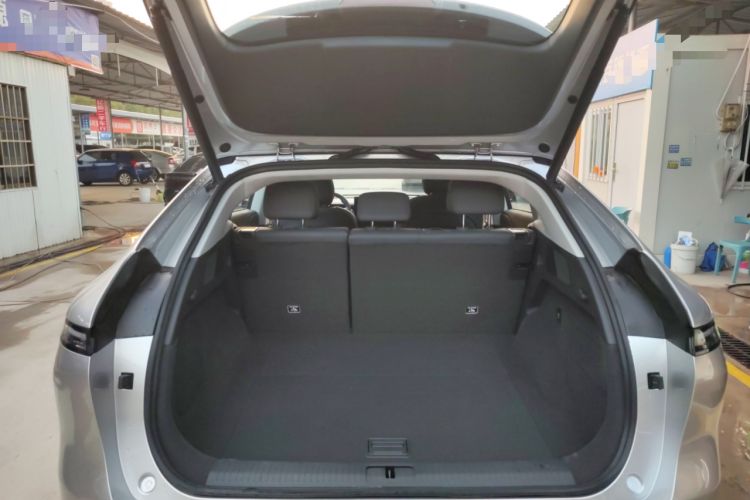 TDK.VehicleDetails.img