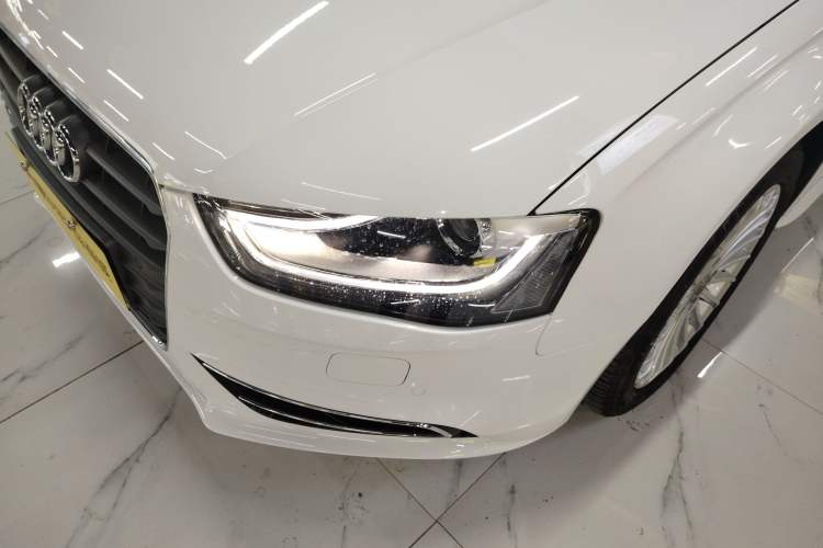 Used Audi A4L 2015 35 TFSI Automatic Comfort Model
