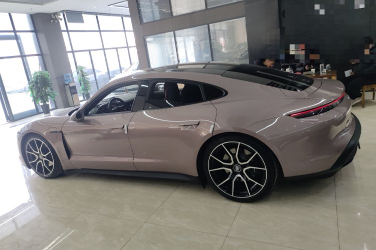 Used Porsche Taycan 2022-Year Updated Taycan