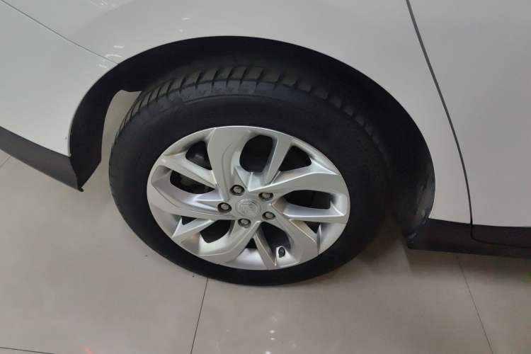 Used Buick Velite 6 2023 430km Range Commuter Version
