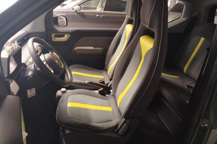 Used Wuling Hongguang MINIEV 2022 GAMEBOY 200km Play Edition with Lithium Iron Phosphate