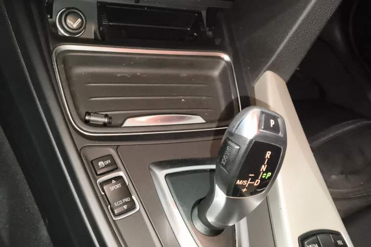 Used BMW 3 Series 2014 320i Sport Edition