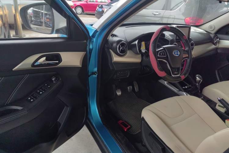 Used  Q35 2016 1.5L Manual Cool Edition