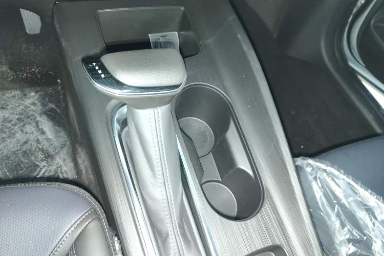 Used Buick Velite 6 2024 450km Range Commuter Version
