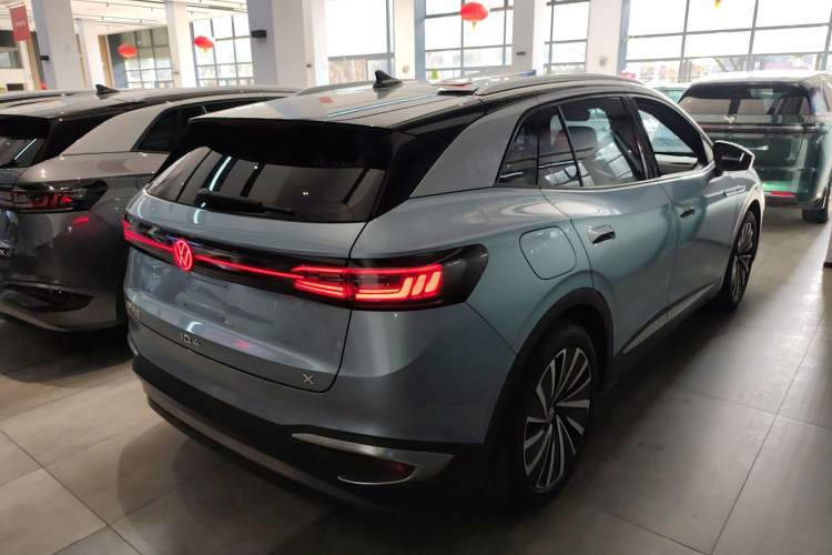 Used Volkswagen ID.4 X 2021 Pro Smart Long-Range Edition