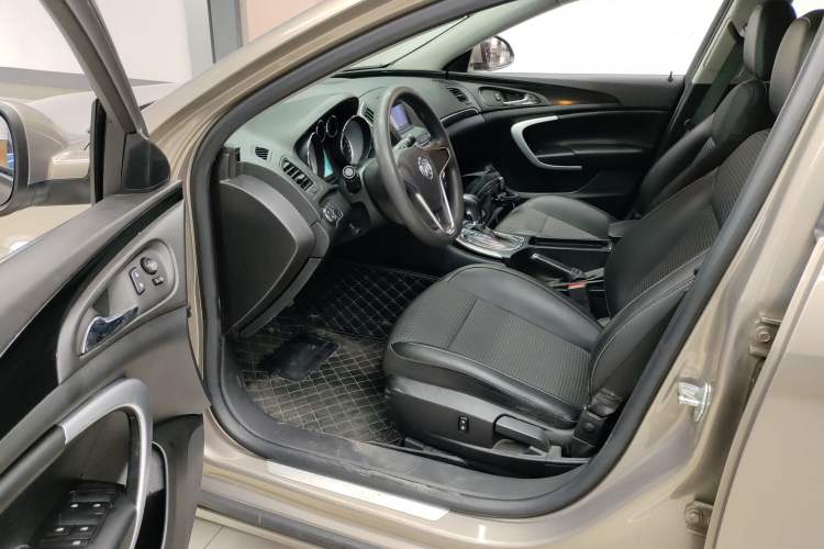 Used Buick Regal 2015 1.6T Leading Technology Model
