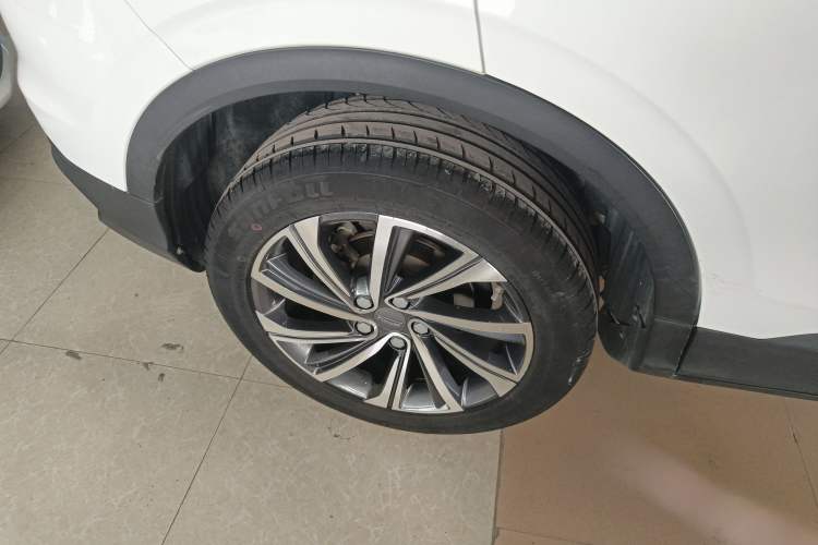 Used Geely Auto Coolray 2019 260T DCT Knight China VI Standard
