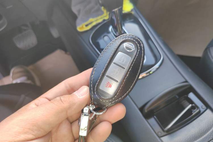 Used Nissan Tiida 2011 1.6L CVT Smart Version
