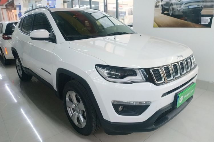 Used  Compass 2019 200T Automatic Family Edition - Connected Large Screen Version
