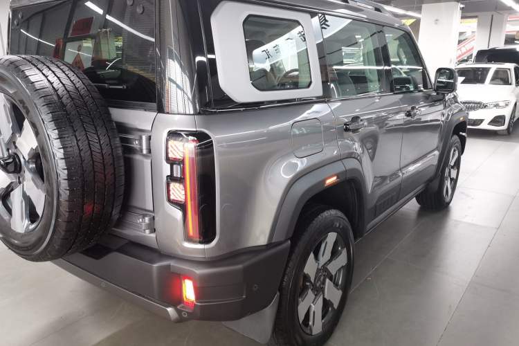 Used  BJ40 Electric Drive 2025 Advanced Edition