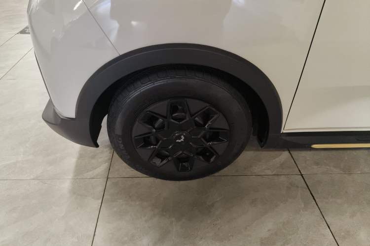 Used Wuling Hongguang MINIEV 2022 GAMEBOY 300km Enthusiast Model with Lithium Iron Phosphate
