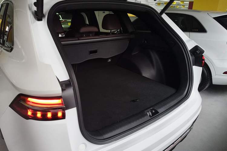 Used Geely Auto Monjaro L 2021 2.0TD DCT EVO Two-Wheel Drive Prestige Version
