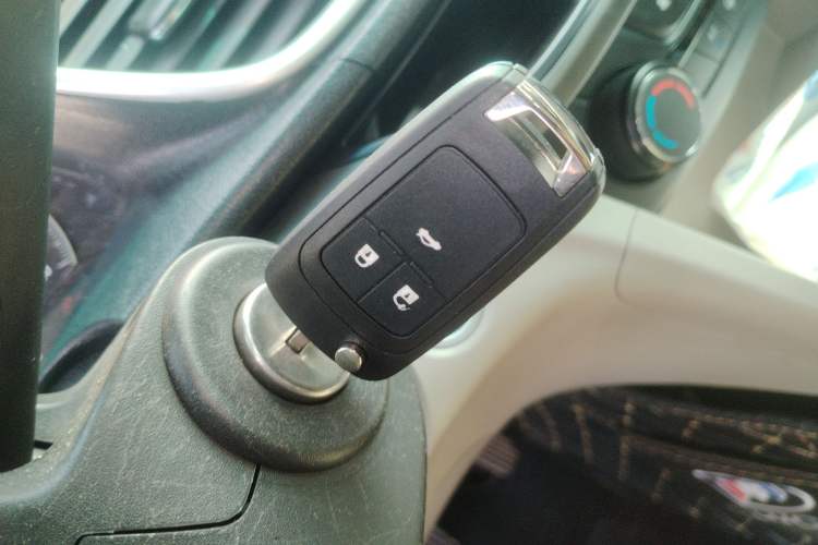 Used Buick GT 2017 15N Automatic Elite Version
